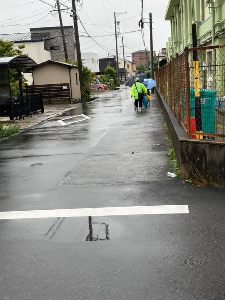 【小学校の通学路👦🏻✖️保育園の送迎🚐】
