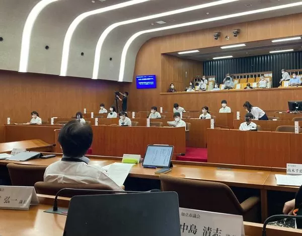 【高校生議会が開催されました】