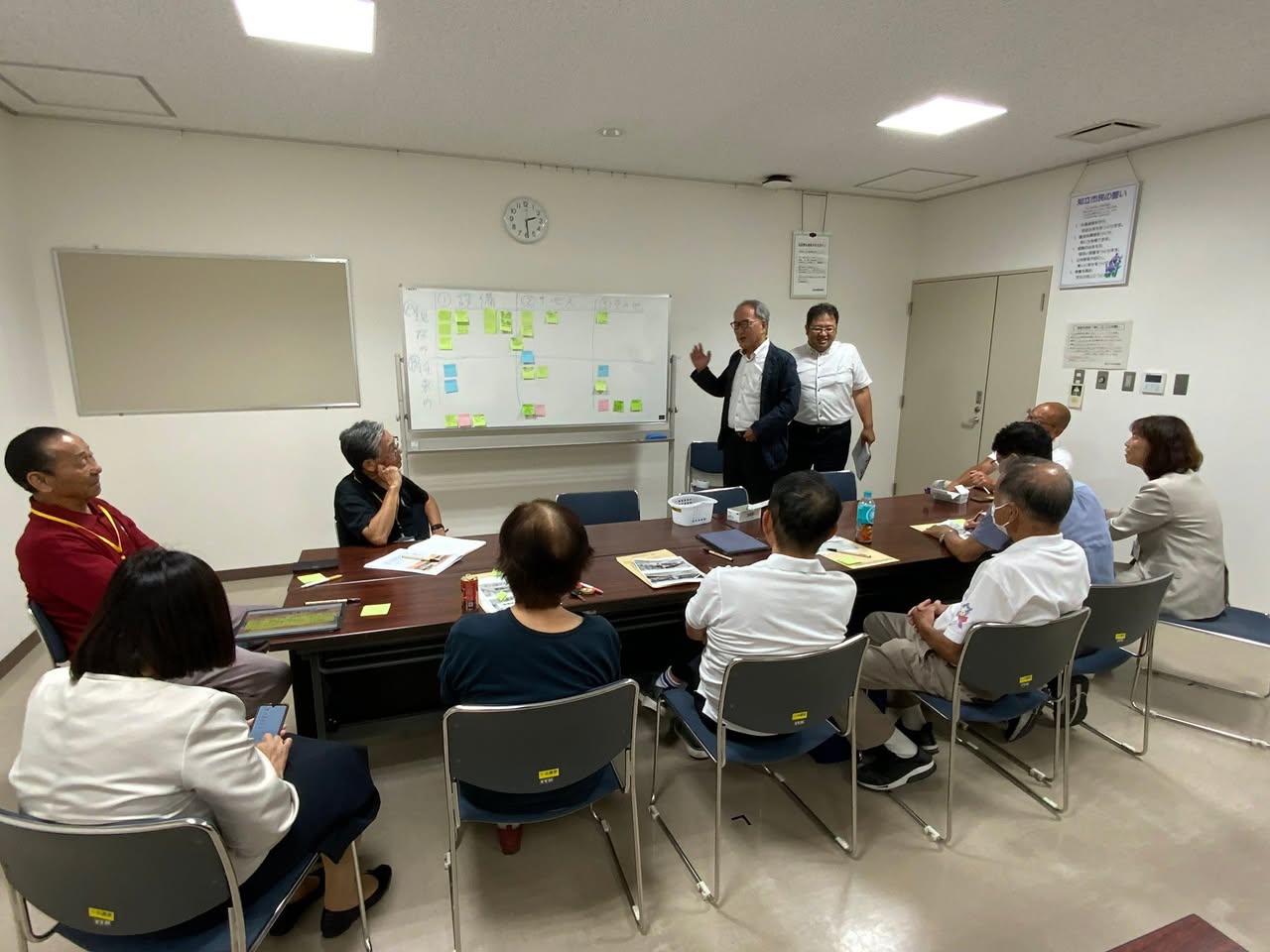 【タウンミーティングは和気藹々と📕】