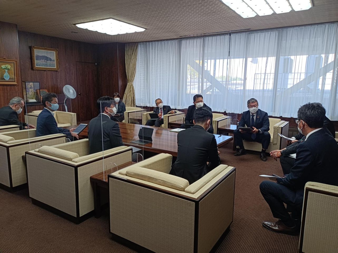【令和５年度市の施策並びに予算に関する提言・意見書の手交】