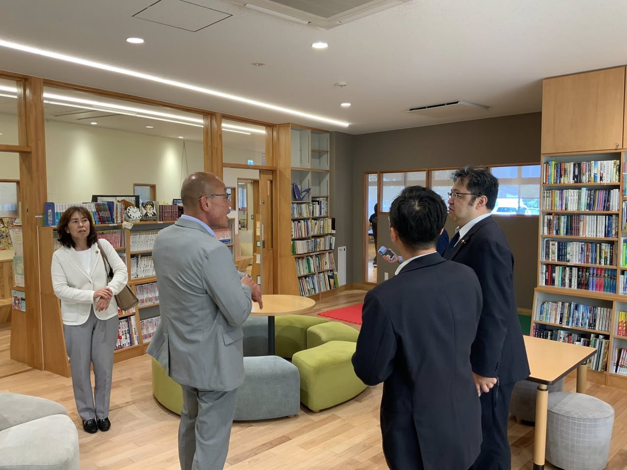 知立市議会福祉教育委員会視察へ