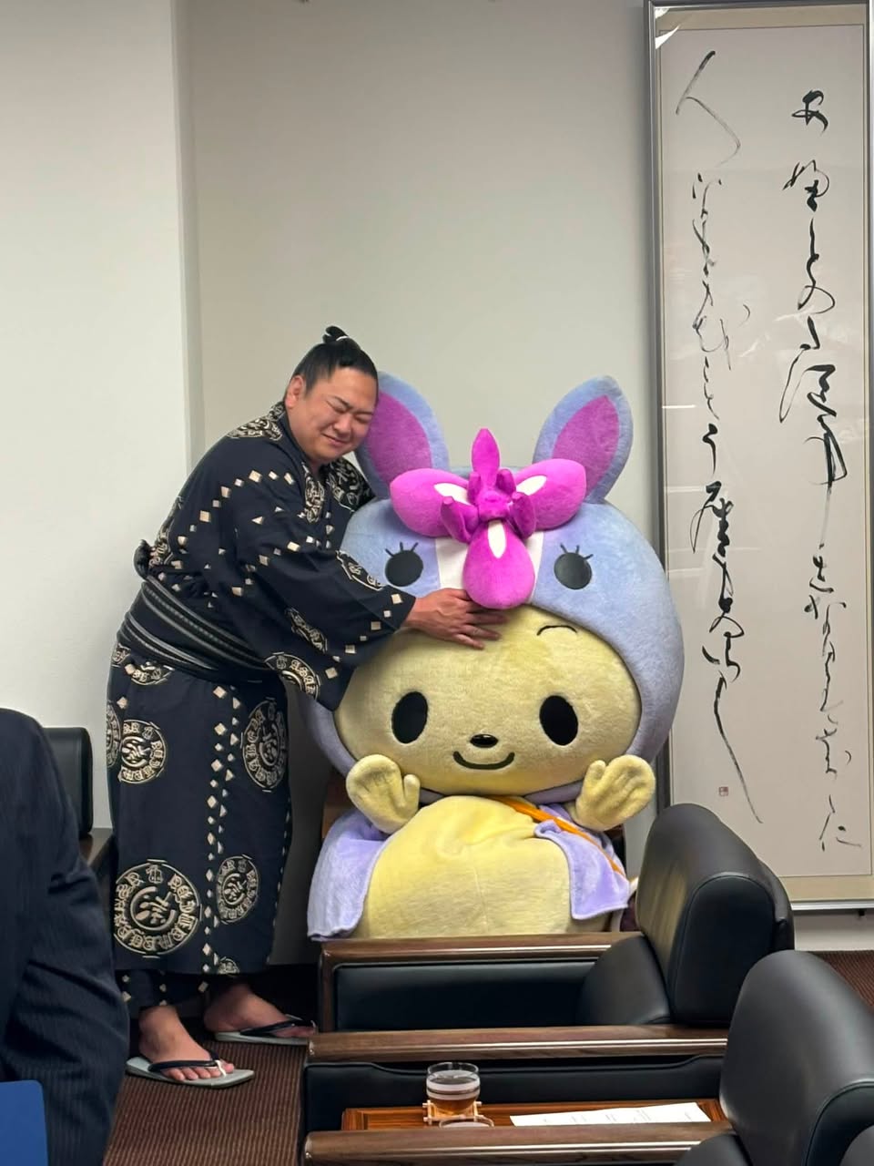 浅香山部屋の皆様が知立市役所を表敬訪問