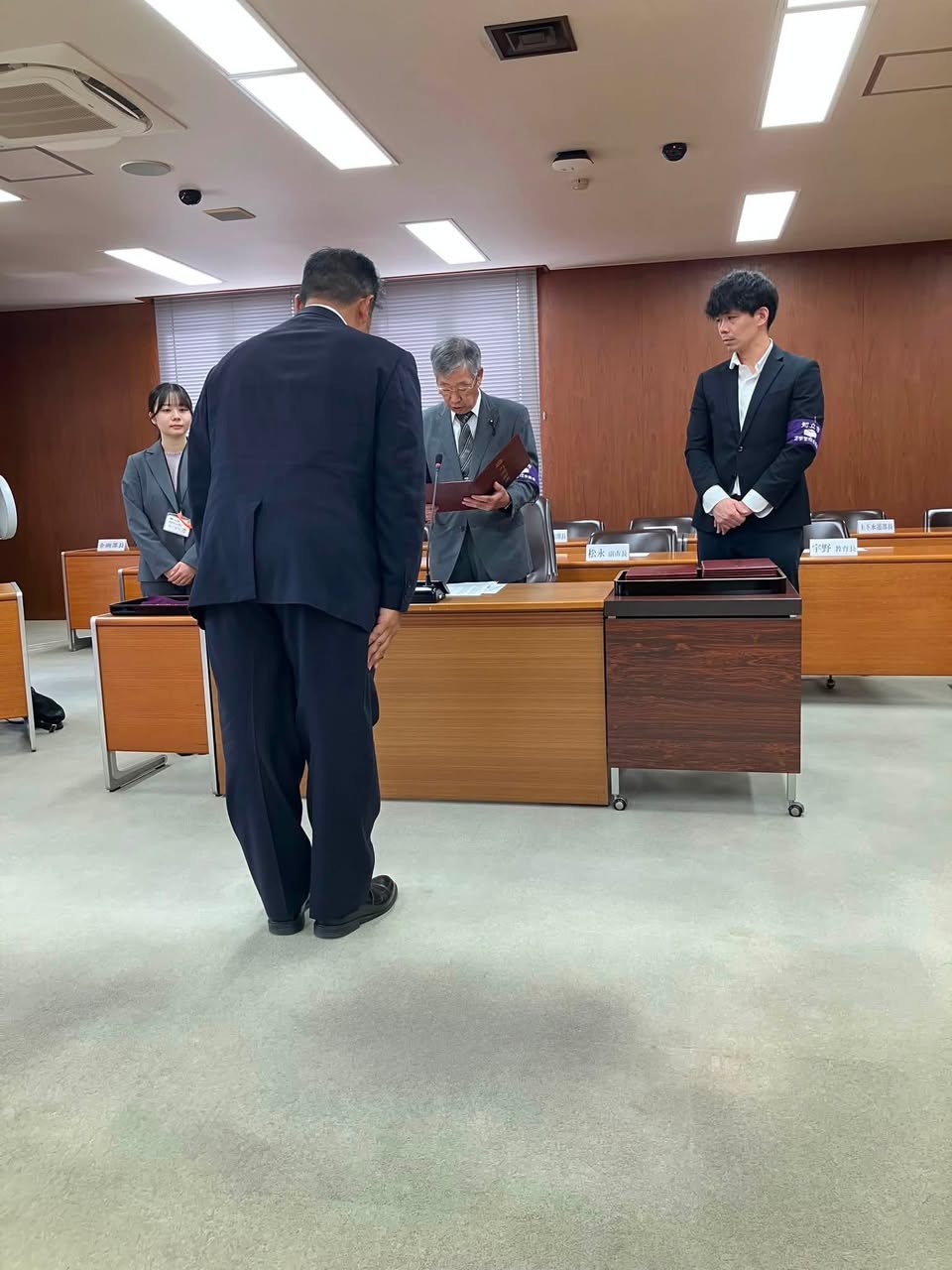 知立市議会議員 当選証書付与式